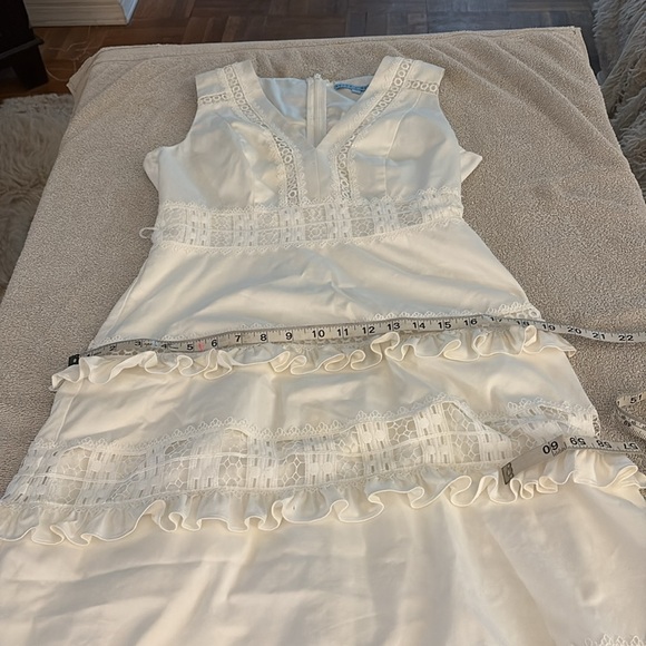 Antonio Melani gorgeous crisp white midi tiered dress - Picture 10 of 13